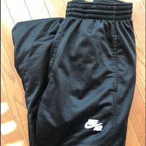 Nike Sweatpants (Size M)